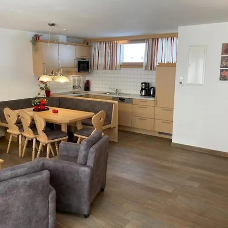 Schoeneben Haus Alpengloeckchen *