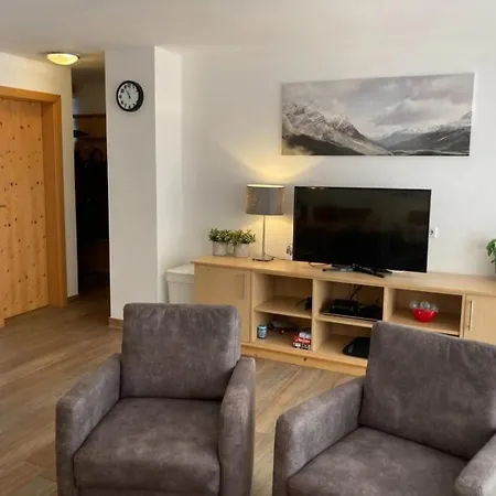 Schoeneben Haus Alpengloeckchen 펜션