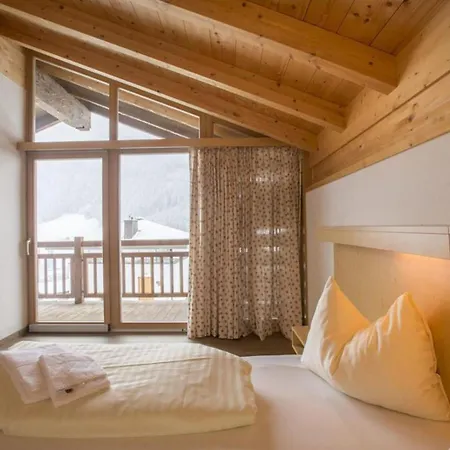 Schoeneben Haus Alpengloeckchen والد ام بينزاغو