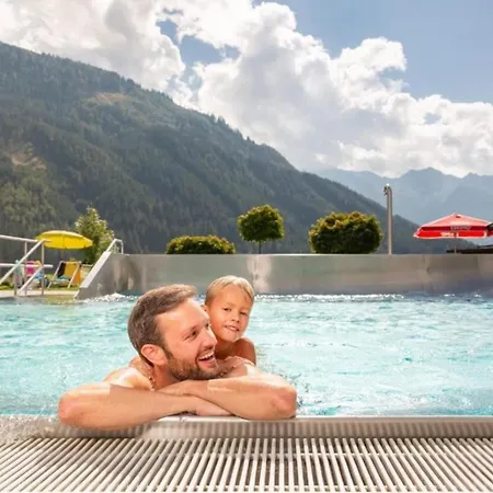 בית נופש Schoeneben Haus Alpengloeckchen *