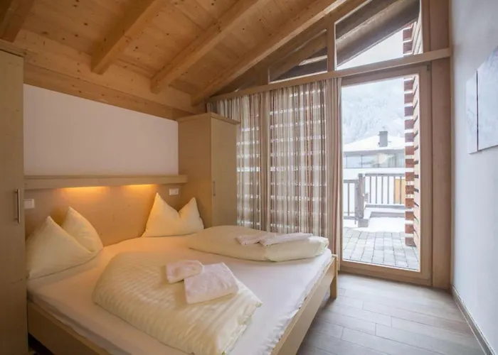 Schoeneben Haus Alpengloeckchen Сasa de vacaciones Wald im Pinzgau